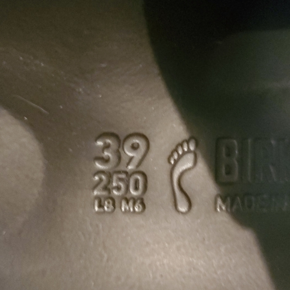 Birkenstock Arizona Essentials EVA Unisex Sandals Black Sz 39 US M 6.5 W 8.5 EUC - Picture 9 of 14